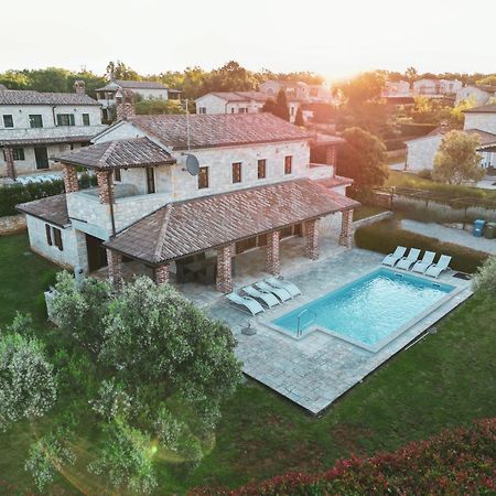 Theblueview Villas Near Porec Святой Ловреч Пазенатички Экстерьер фото